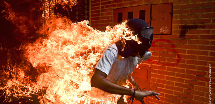 VENEZUELAN PHOTOGRAPHER RONALDO SCHEMIDT WINS WORLD PRESS PHOTO OF THE YEAR